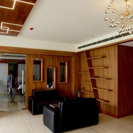 Hotel Emerald Palace Kottiyam Buitenkant foto